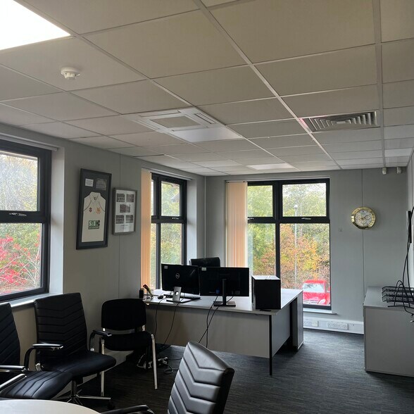 Wing 2 Skyline Ct, Burton On Trent à louer - Photo de l’immeuble – Image 3 sur 5