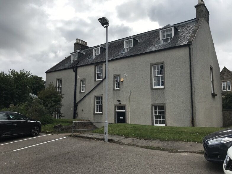 7 Mayne Rd, Elgin à vendre - Photo de l’immeuble – Image 3 sur 6