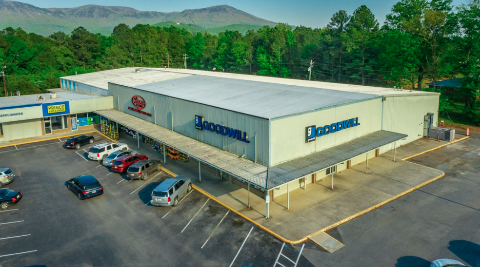 920 N 3rd Ave, Chatsworth, GA à louer - Photo de l’immeuble – Image 2 sur 13