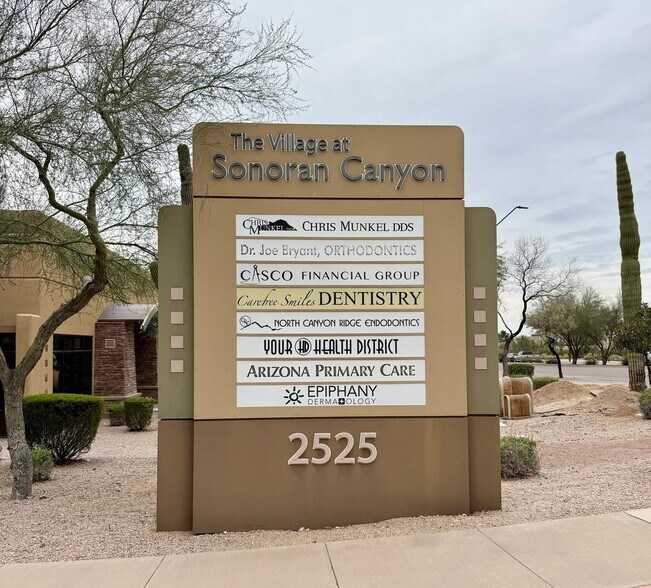 2525 W Carefree Hwy, Phoenix, AZ à vendre - Photo de l’immeuble – Image 3 sur 3
