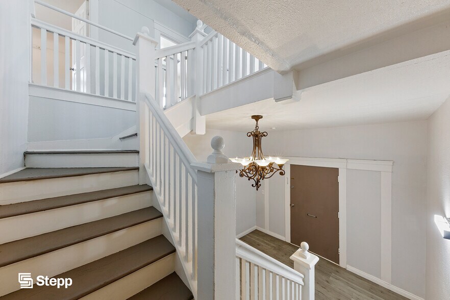 1636 N Stanton Pl, Long Beach, CA à vendre - Photo de l’immeuble – Image 3 sur 14