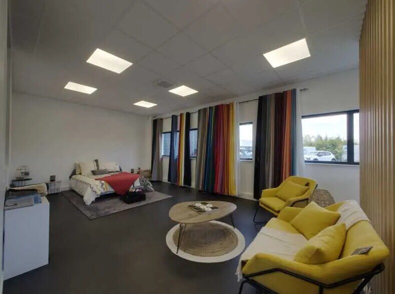 1 Bis Rue Du Meunier, Roissy-en-France à louer - Photo de l’immeuble – Image 3 sur 18