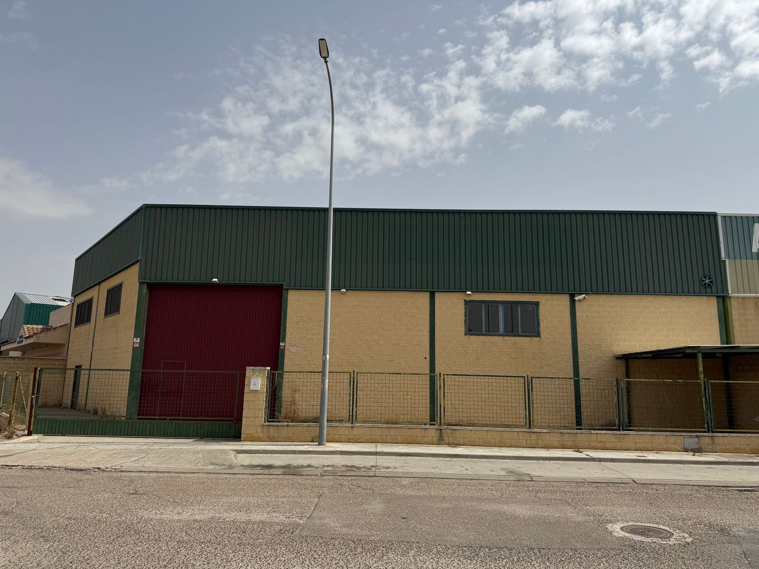 Industriel/Logistique dans Valmojado, Toledo à louer Photo de l’immeuble– Image 1 sur 12