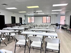 50 N Hill Ave, Pasadena, CA à louer Photo intérieure– Image 1 sur 1