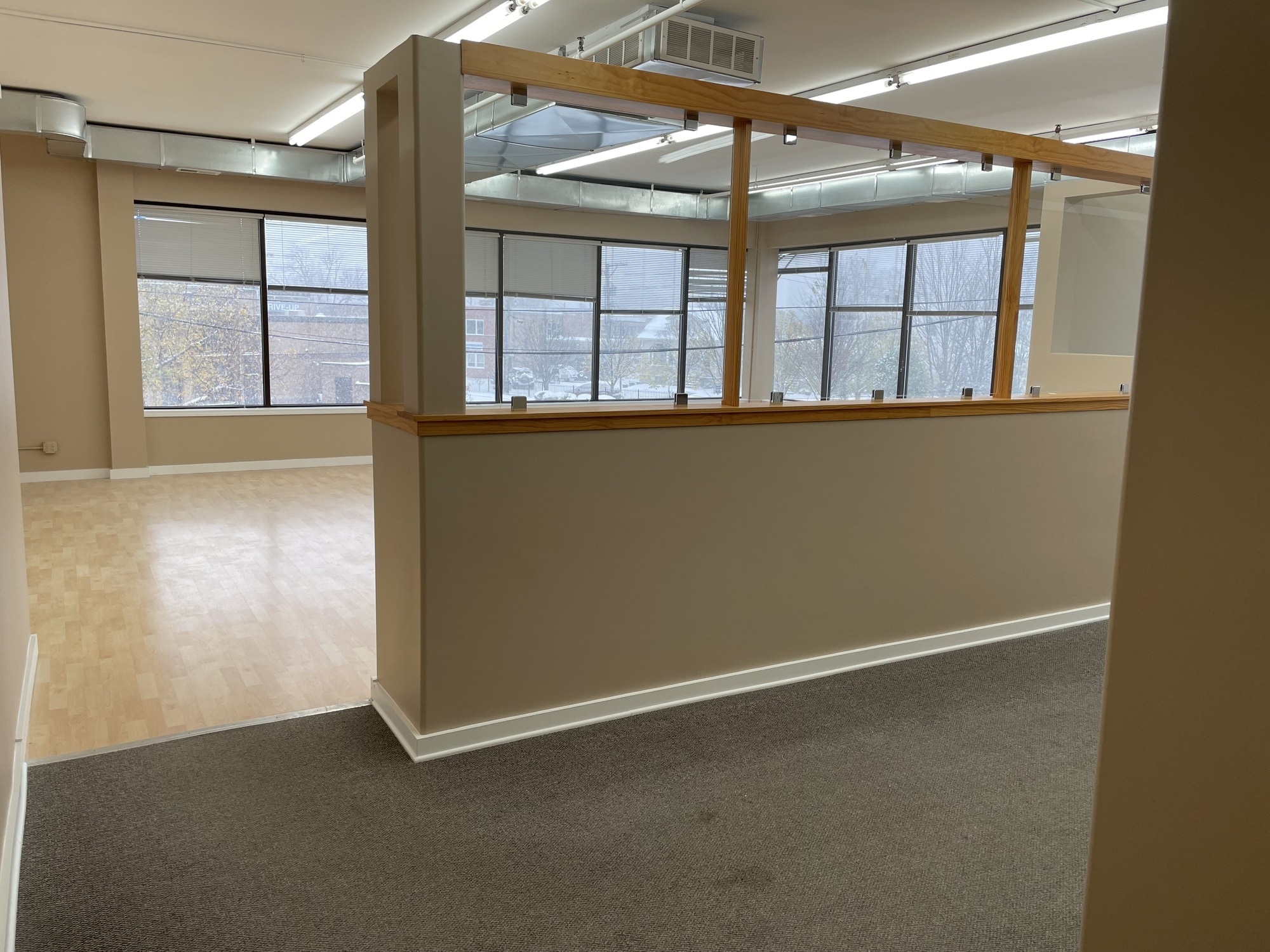 6304 N Nagle Ave, Chicago, IL à louer Photo intérieure– Image 1 sur 3