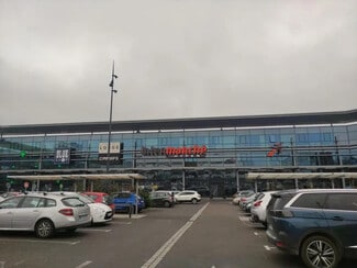 Plus de détails pour Local commercial à louer