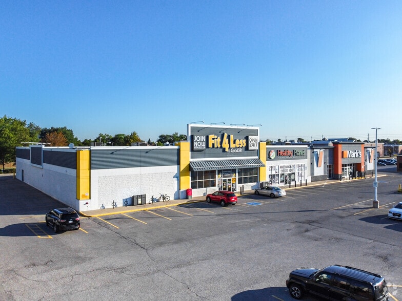 3434 Lawrence Ave E, Toronto, ON à louer - Photo de l’immeuble – Image 3 sur 4