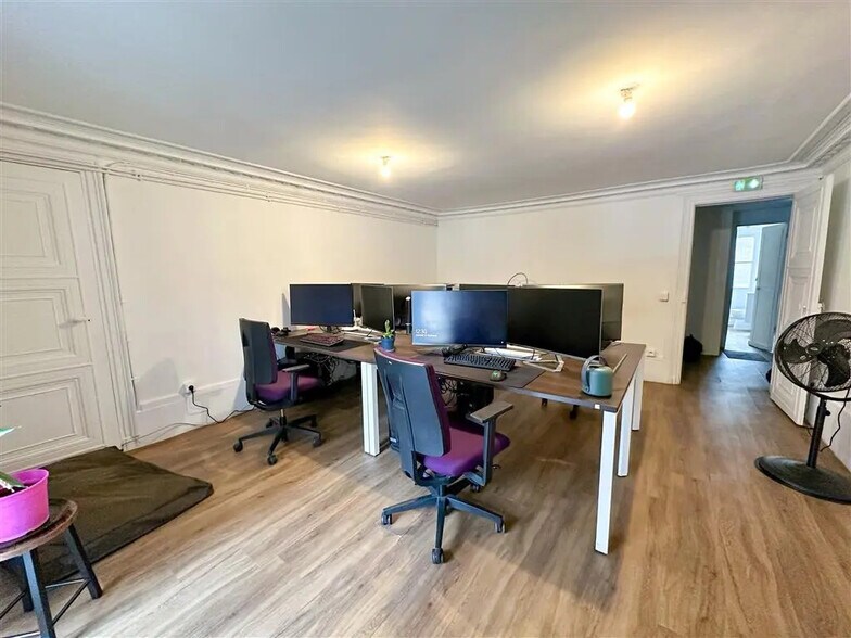 Bureau dans Paris à louer - Photo de l’immeuble – Image 2 sur 8
