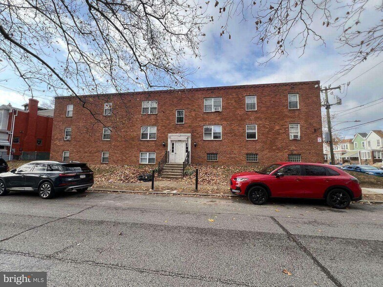 344 Van Kirk St, Philadelphia, PA à vendre - Photo principale – Image 1 sur 8