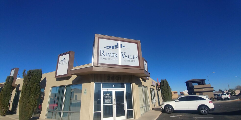 2601 N Stockton Hill Rd, Kingman, AZ à louer - Photo de l’immeuble – Image 3 sur 21