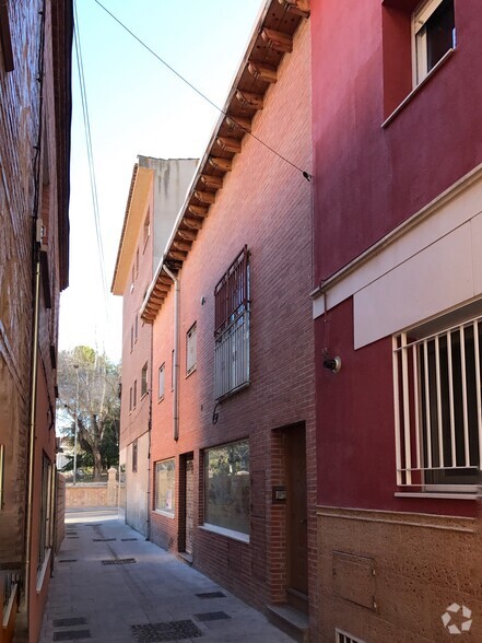 Calle de Buen Vecino, 4, Guadalajara, Guadalajara à vendre - Photo de l’immeuble – Image 2 sur 2