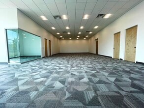 16200 Ben Hill Griffin Pky, Fort Myers, FL à louer Photo intérieure– Image 2 sur 6