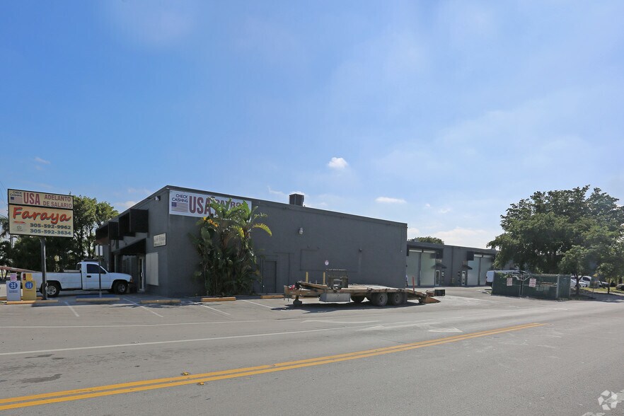 5705-5785 NW 84th Ave, Miami, FL à vendre - Photo principale – Image 1 sur 8