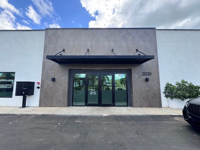 2030-2046 Harvard St, Sarasota, FL à louer Photo intérieure– Image 1 sur 8