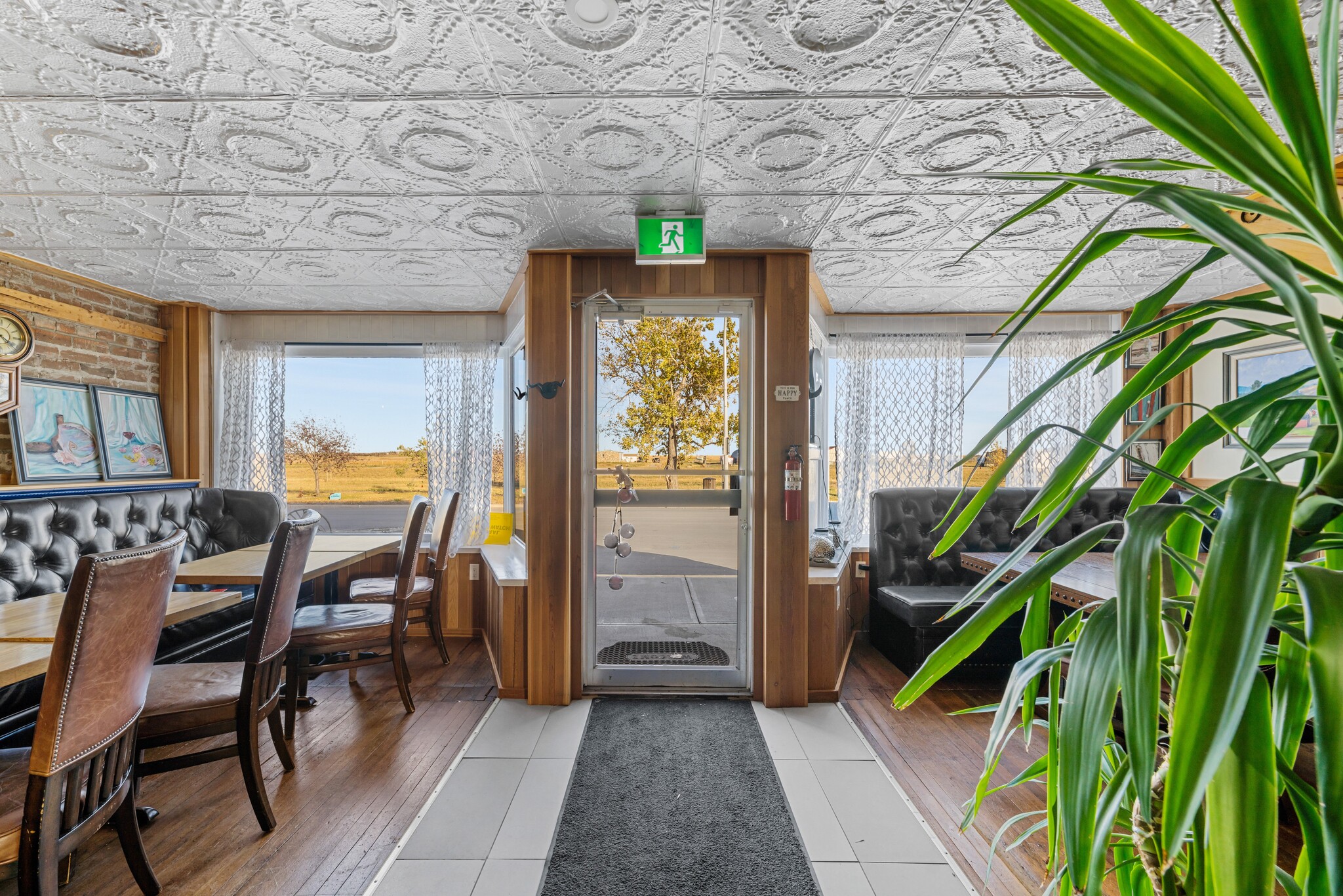 320 Railway Ave, Granum, AB à louer Photo intérieure– Image 1 sur 38