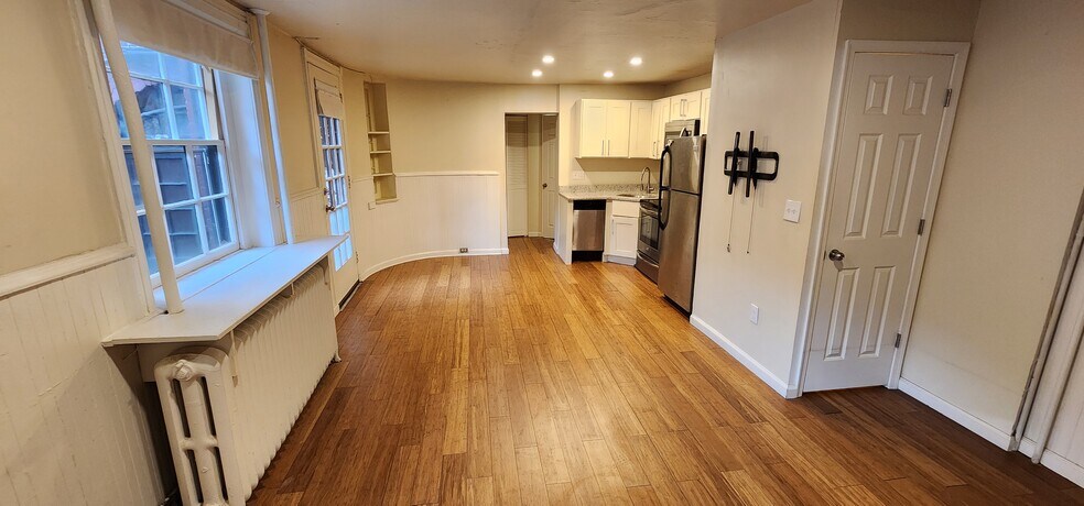 18 W Franklin St, Baltimore, MD à vendre - Photo de l’immeuble – Image 3 sur 73