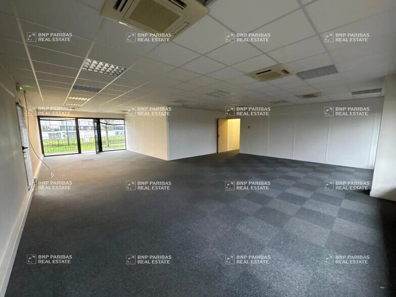 Bureau dans Saint-Herblain à louer - Photo de l’immeuble – Image 1 sur 14