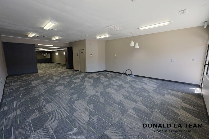 3583 E 1st St, Los Angeles, CA à vendre - Photo de l’immeuble – Image 3 sur 25