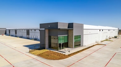 14621 Kirby Dr, Pearland, TX à louer Photo de l’immeuble– Image 2 sur 10