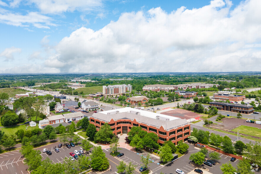 1690 Sumneytown Pike, Lansdale, PA à louer - Aérien – Image 3 sur 26