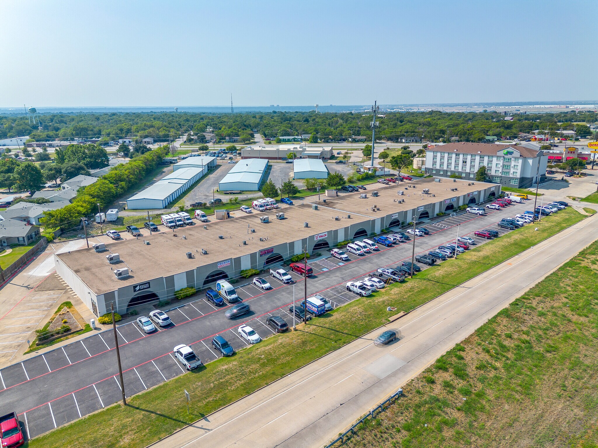 3501-3539 NW Loop 820, Fort Worth, TX à louer Photo principale– Image 1 sur 20