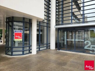 Plus de détails pour Local commercial à louer