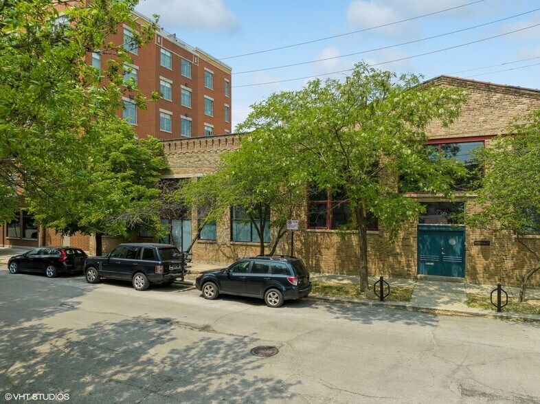 944 W Huron St, Chicago, IL à louer - Photo de l’immeuble – Image 2 sur 35