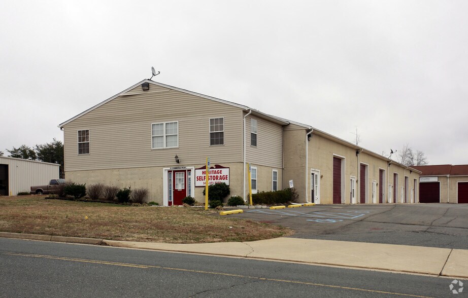21 Commerce Pky, Fredericksburg, VA à louer - Photo principale – Image 1 sur 8