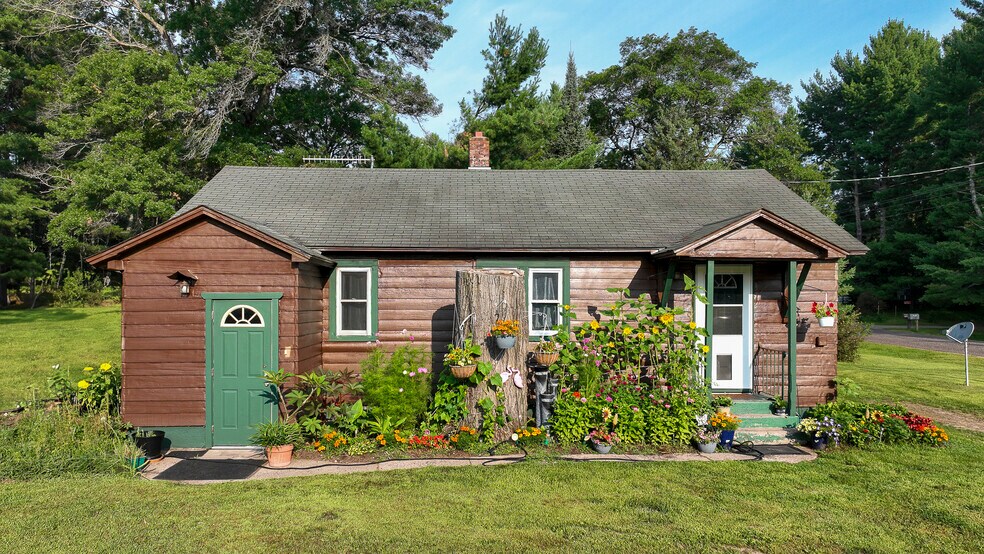 W7916 Highway 70, Spooner, WI à vendre - Photo de l’immeuble – Image 3 sur 39