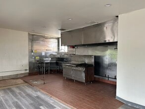 8122 Avalon Blvd, Los Angeles, CA à louer Photo intérieure– Image 2 sur 9