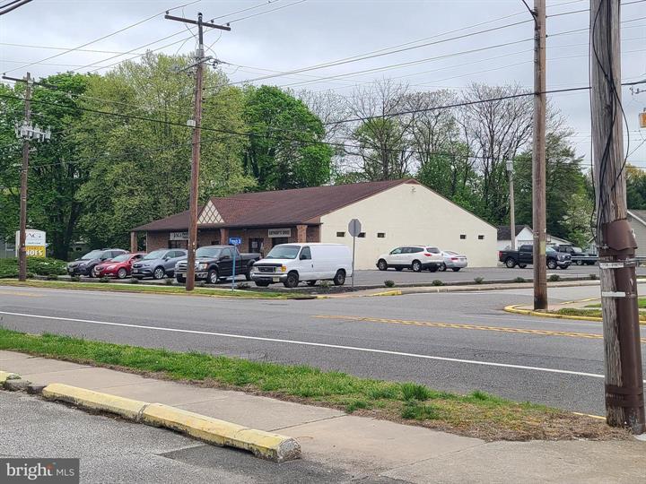 210-212 N Broadway, Pennsville, NJ à vendre - Photo de l’immeuble – Image 1 sur 8
