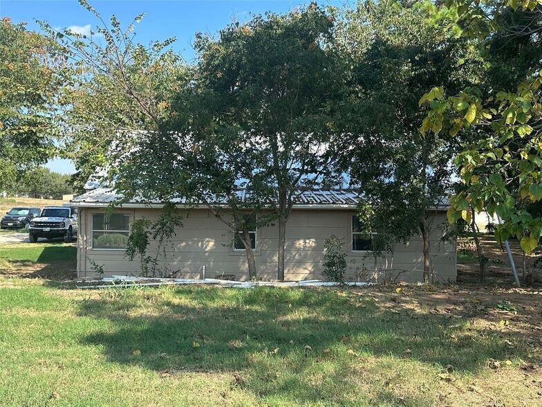 2764 W Highway 199, Springtown, TX à vendre - Photo de l’immeuble – Image 2 sur 8