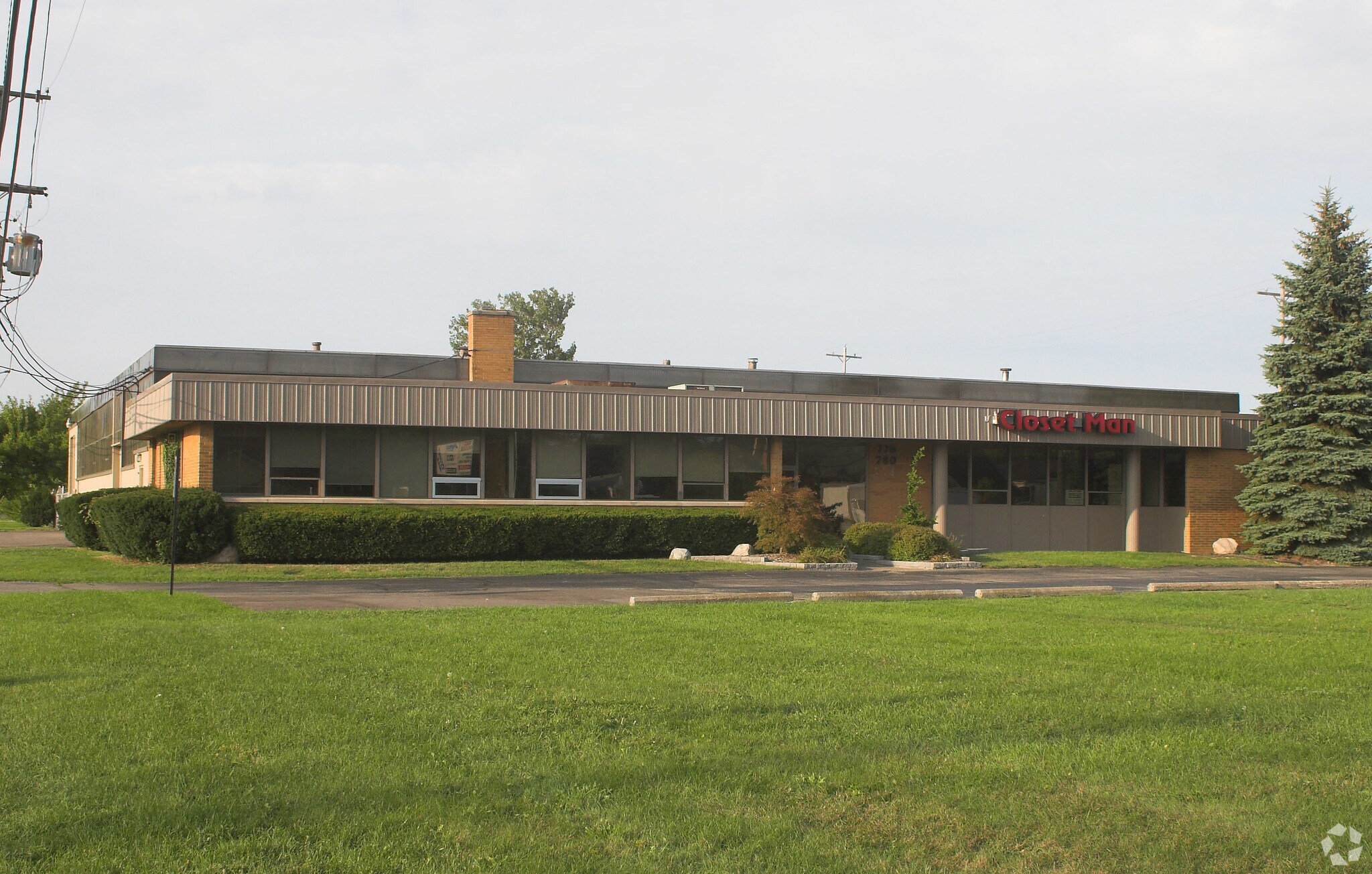 778-780 W Maple Dr, Troy, MI à louer Photo de l’immeuble– Image 1 sur 3