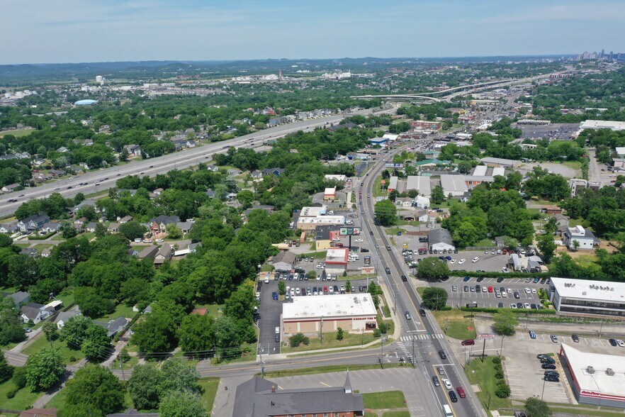 6210 Charlotte Pike, Nashville, TN à vendre - Aérien – Image 3 sur 5