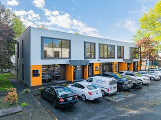Plus de détails pour 679-699 Strander Blvd, Tukwila, WA - Différents types d’espaces à louer