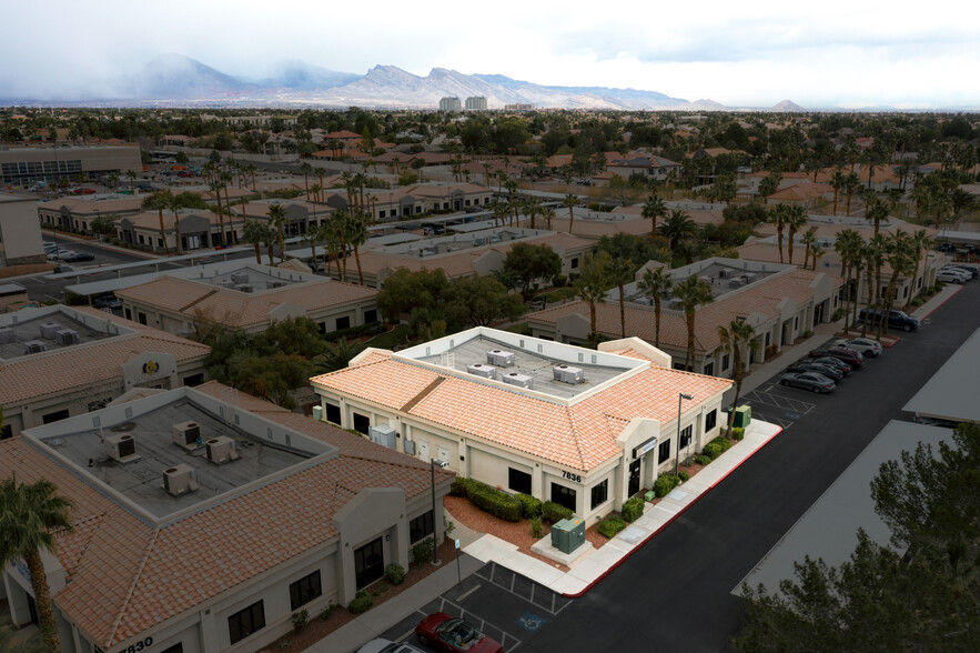 7836 W Sahara Ave, Las Vegas, NV à vendre - Photo de l’immeuble – Image 2 sur 21