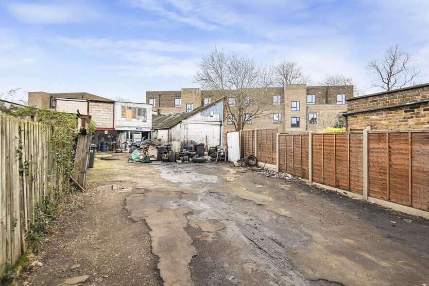 32-34 Bensham Ln, Croydon à vendre - Photo de l’immeuble – Image 2 sur 27