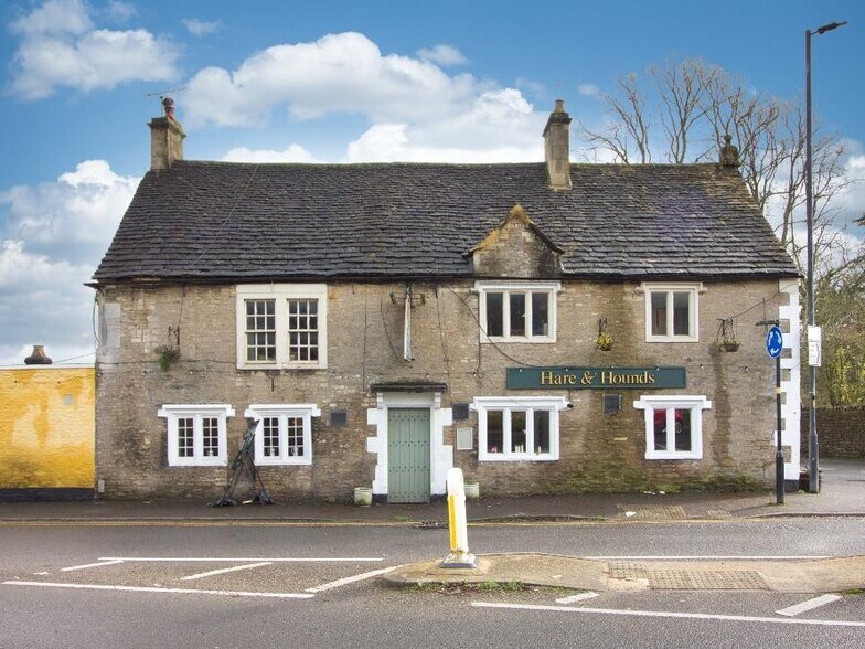 48 Pickwick Rd, Corsham à louer - Photo de l’immeuble – Image 2 sur 4