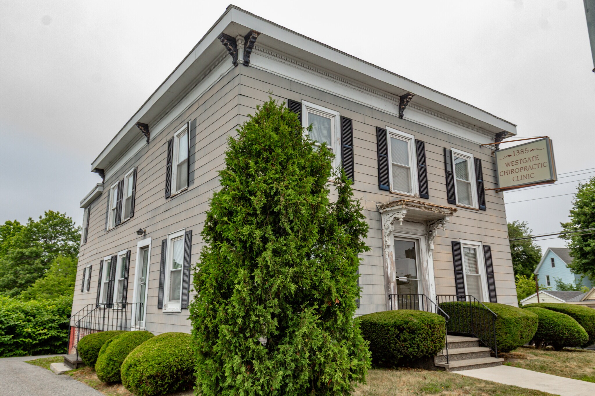 1385 Congress St, Portland, ME à vendre Photo de l’immeuble– Image 1 sur 15