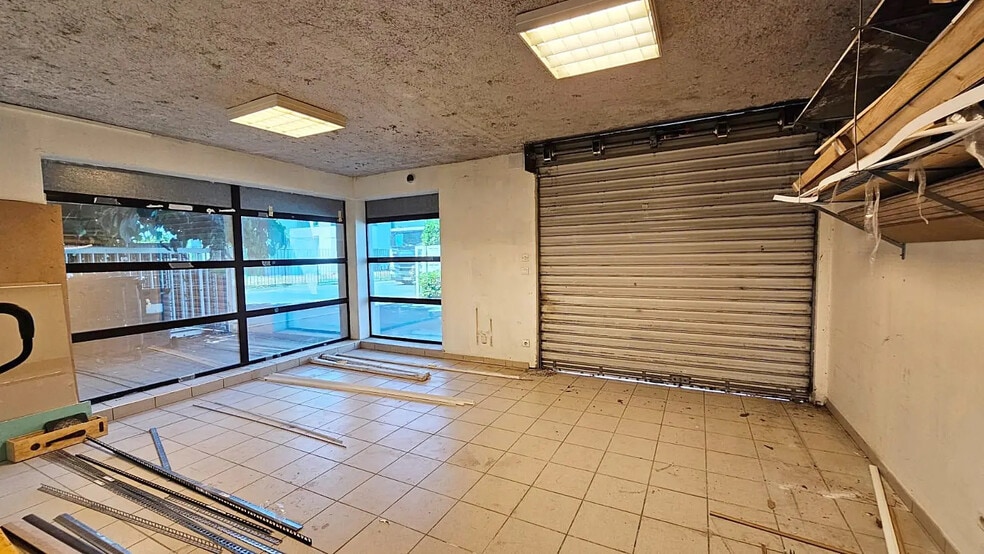 600 Rue Du Marché Rollay, Champigny-sur-Marne à louer - Photo de l’immeuble – Image 2 sur 12