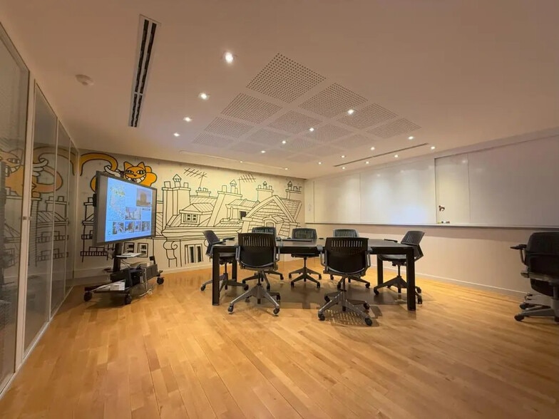 Bureau dans Saint-Étienne à vendre - Photo de l’immeuble – Image 2 sur 6