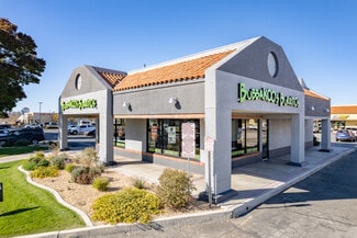 Plus de détails pour 2001 W Avenue J, Lancaster, CA - Local commercial à louer