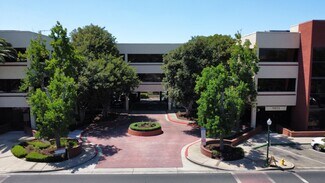 Plus de détails pour 250 W 1st St, Claremont, CA - Bureau à louer