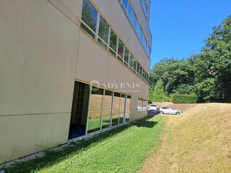 Bureau dans Carquefou à louer - Photo de l’immeuble – Image 1 sur 5