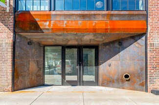 Plus de détails pour 2501 Oakford St, Philadelphia, PA - Local commercial à louer