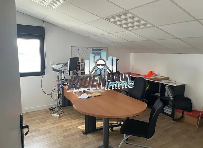 Plus de détails pour Local d’activités à vendre