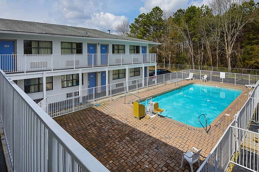 7707 Lee Hwy, Chattanooga, TN à vendre - Photo de l’immeuble – Image 2 sur 29