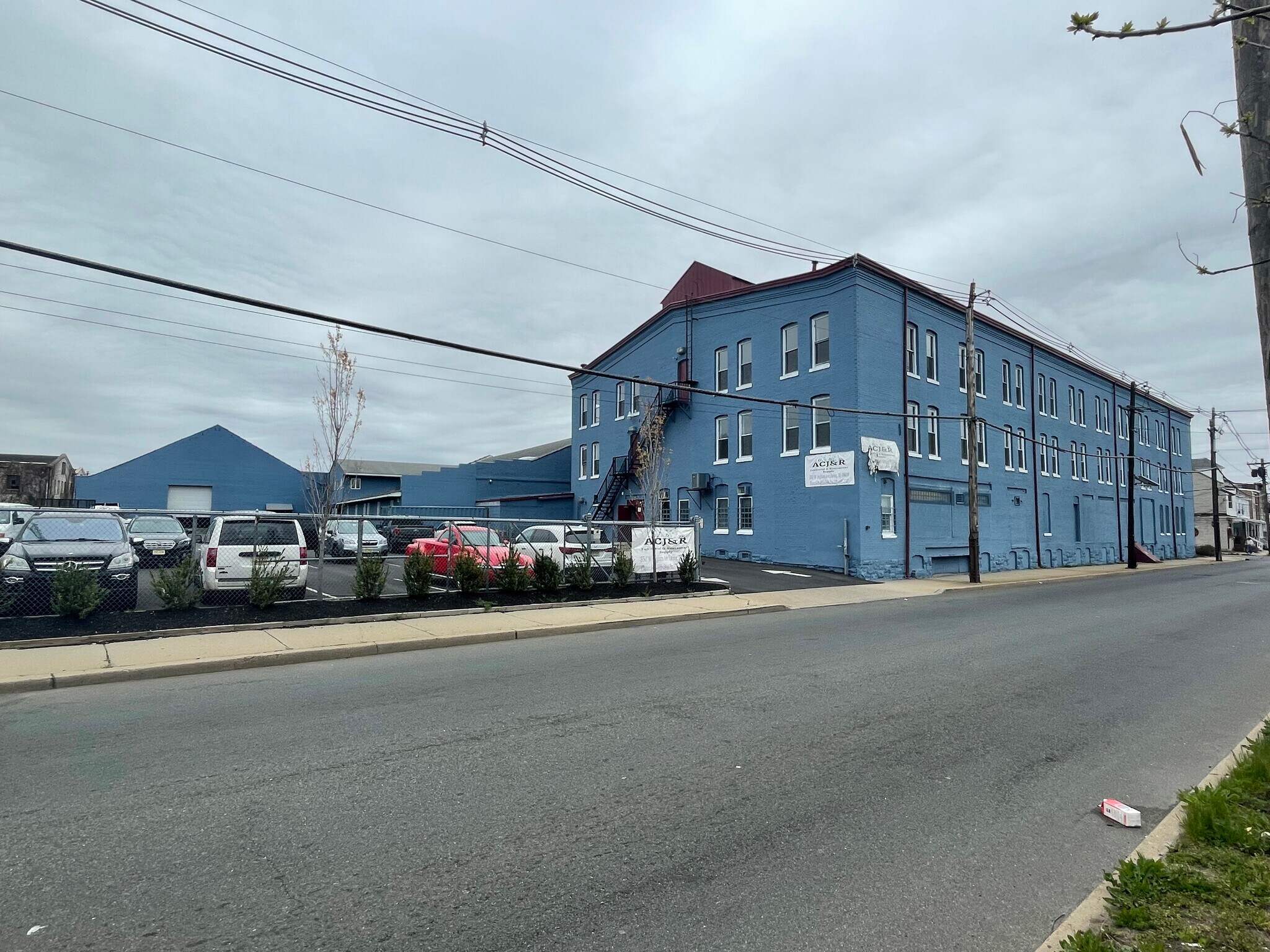 550 W Ingham Ave, Ewing, NJ à vendre Photo principale– Image 1 sur 7