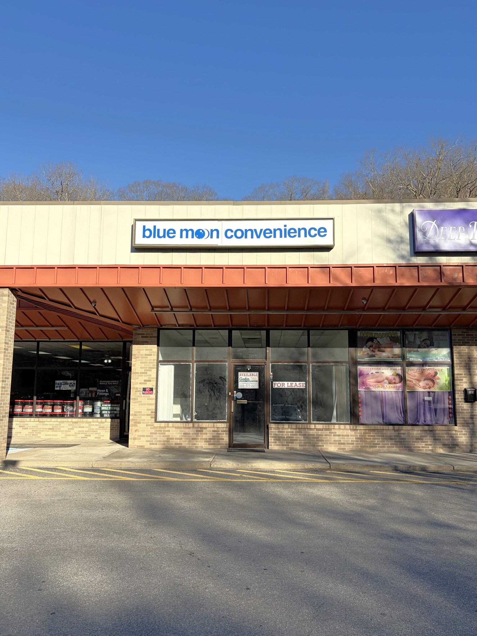 679-711 Winsted Rd, Torrington, CT à louer Photo intérieure– Image 1 sur 4