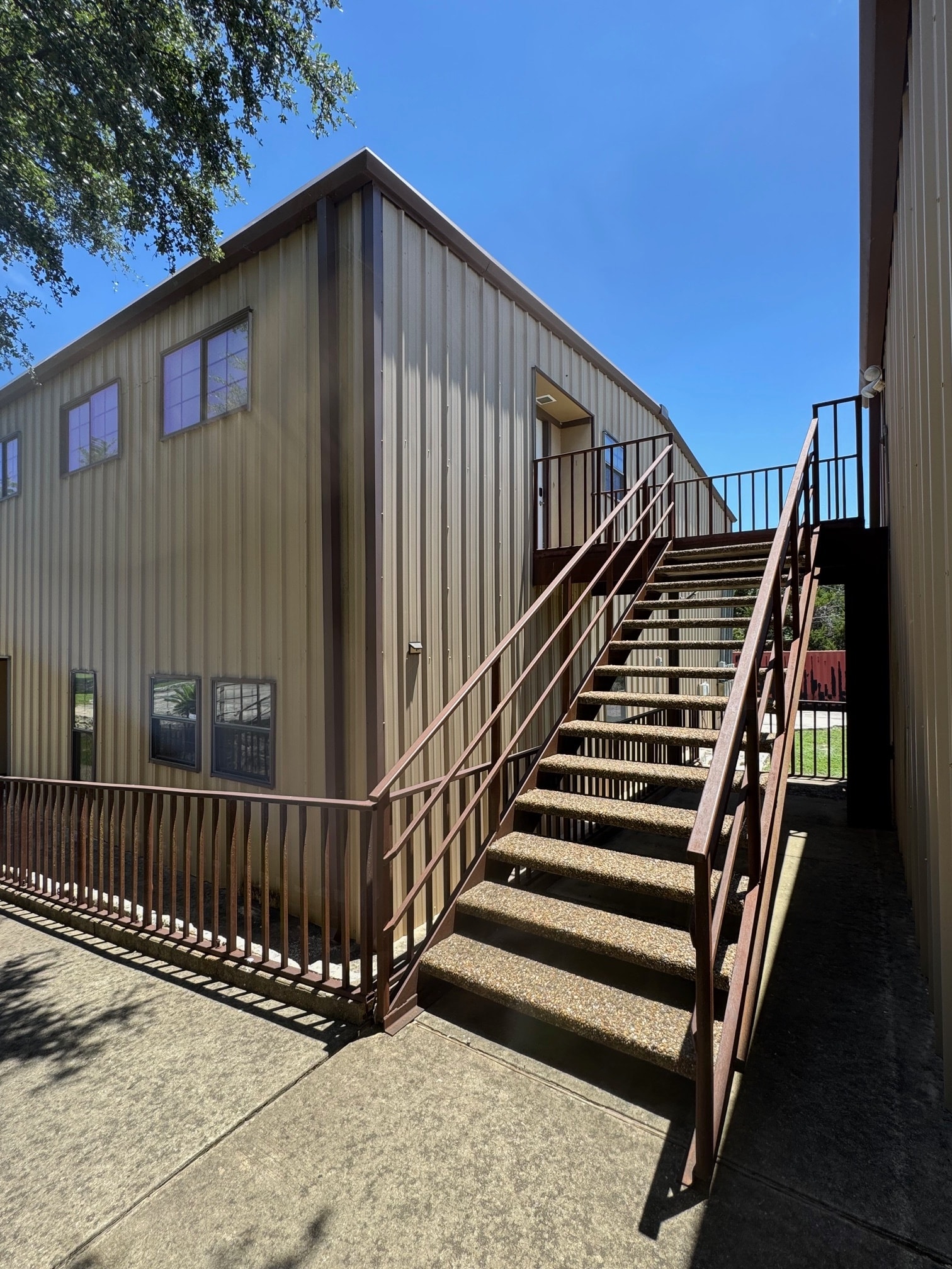 100 S Canyonwood Dr, Dripping Springs, TX à louer Photo intérieure– Image 1 sur 14